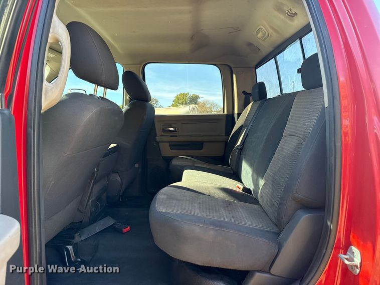 image for item DJ7876 2011 Dodge Ram 5500 Crew Cab utility / service truck