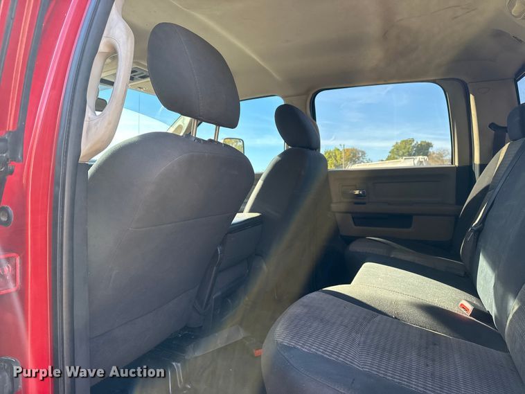 image for item DJ7876 2011 Dodge Ram 5500 Crew Cab utility / service truck