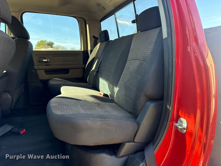 image for item DJ7876 2011 Dodge Ram 5500 Crew Cab utility / service truck