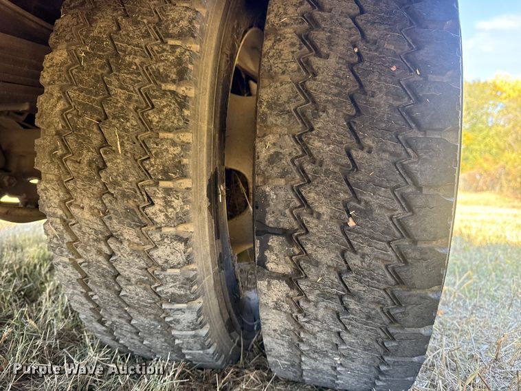 image for item DJ7876 2011 Dodge Ram 5500 Crew Cab utility / service truck