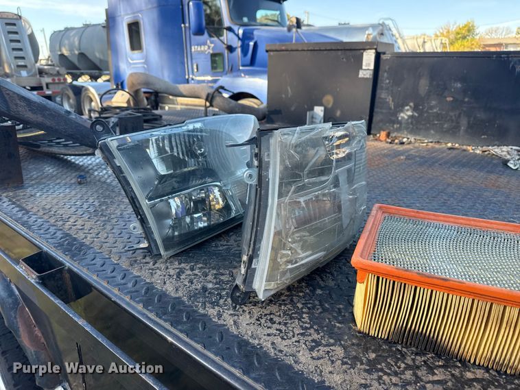 image for item DJ7877 2012 Dodge Ram 5500 Crew Cab flatbed truck