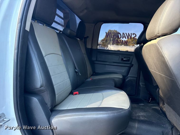 image for item DJ7877 2012 Dodge Ram 5500 Crew Cab flatbed truck