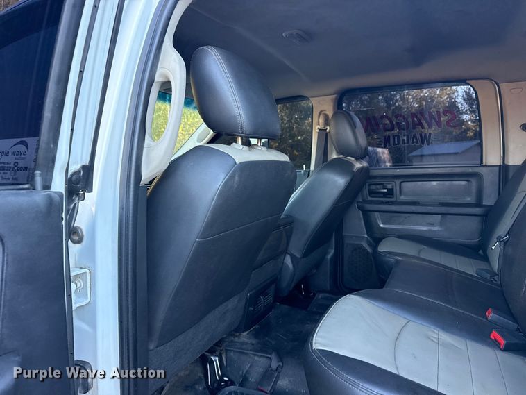 image for item DJ7877 2012 Dodge Ram 5500 Crew Cab flatbed truck