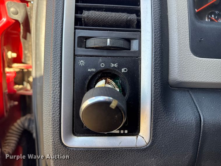 image for item DJ7878 2011 Dodge Ram 5500 Crew Cab utility / service truck