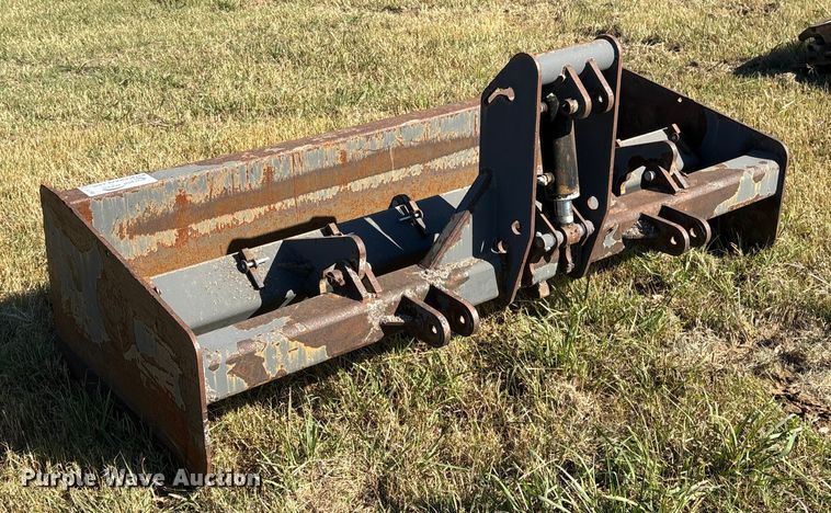 image for item DJ7966 84