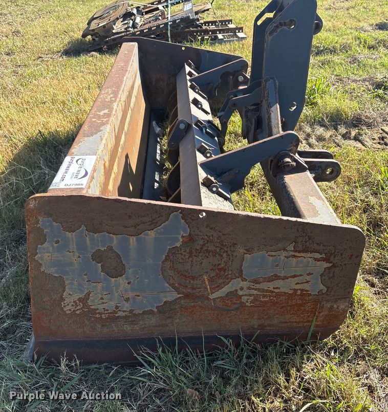 image for item DJ7966 84