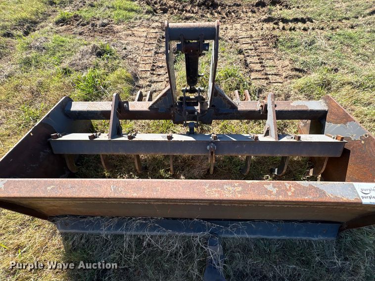 image for item DJ7966 84