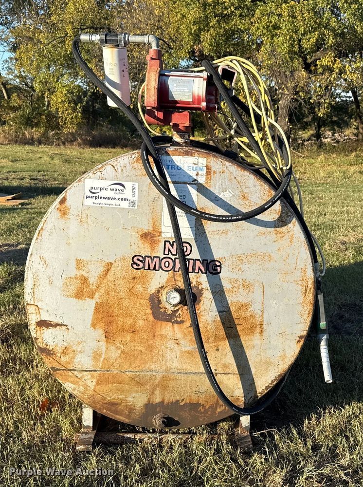 image for item DJ7971 Fuel tank