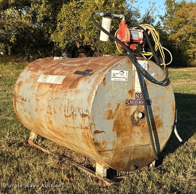 image for item DJ7971 Fuel tank