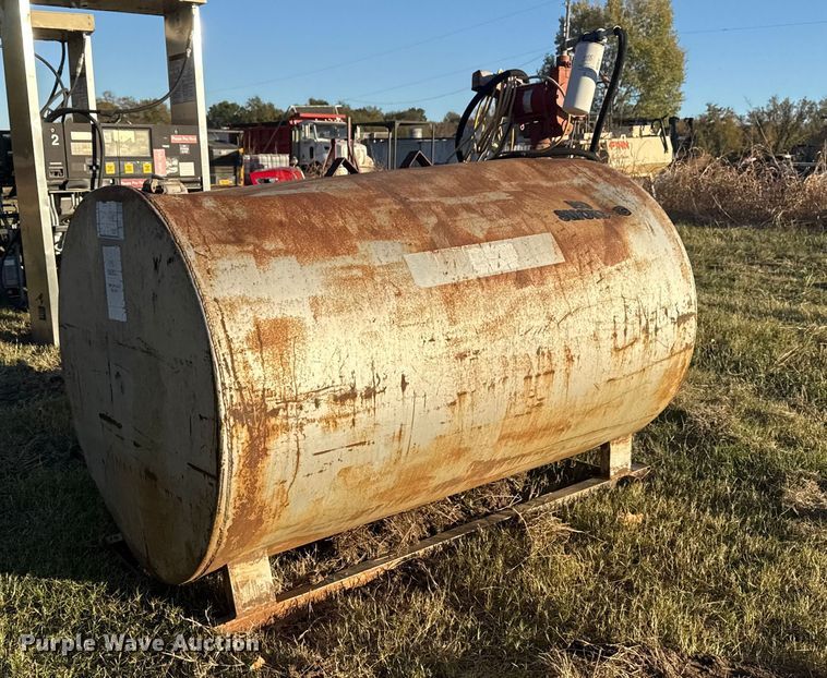 image for item DJ7971 Fuel tank