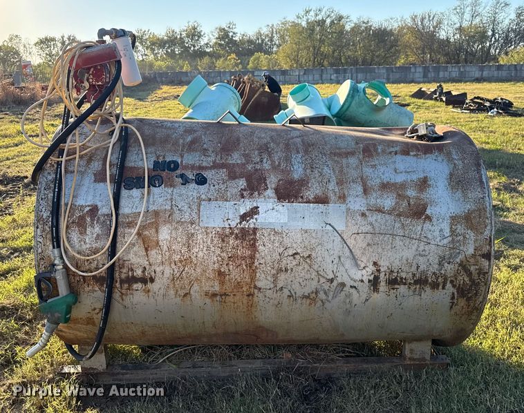 image for item DJ7971 Fuel tank