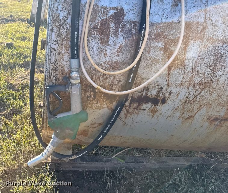 image for item DJ7971 Fuel tank