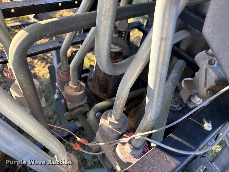 image for item DJ7972 (2) fuel pumps