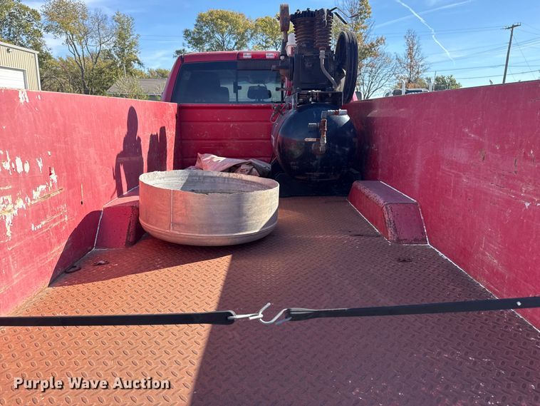 image for item DJ7982 2011 Dodge Ram 5500 Crew Cab utility / service truck