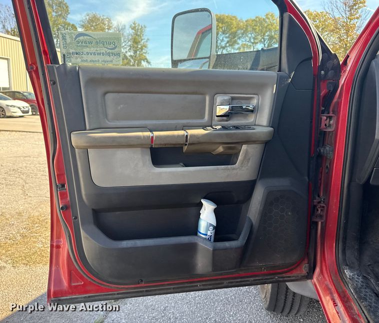 image for item DJ7982 2011 Dodge Ram 5500 Crew Cab utility / service truck