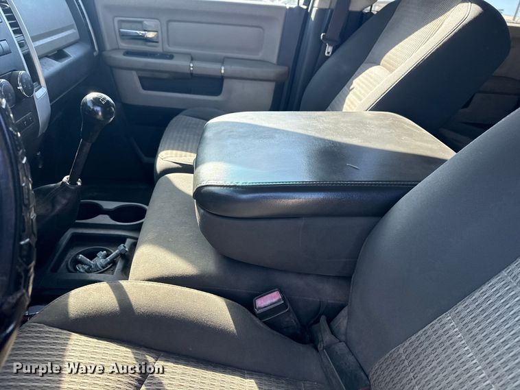 image for item DJ7982 2011 Dodge Ram 5500 Crew Cab utility / service truck