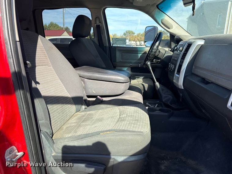 image for item DJ7982 2011 Dodge Ram 5500 Crew Cab utility / service truck