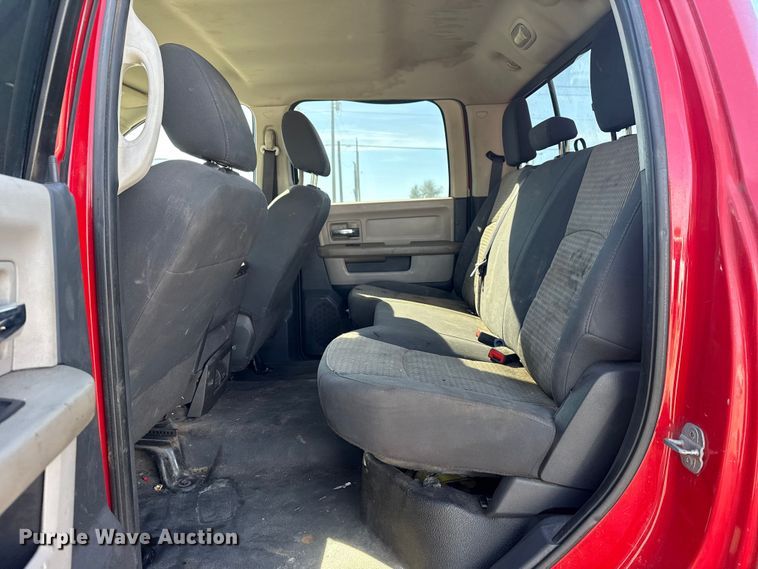 image for item DJ7982 2011 Dodge Ram 5500 Crew Cab utility / service truck