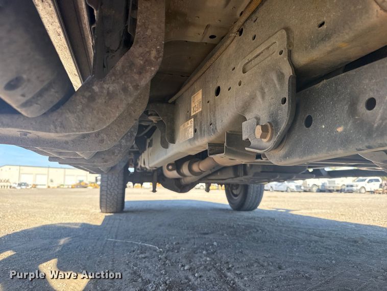 image for item DJ7983 2023 Ford F250 Super Duty Crew Cab pickup truck