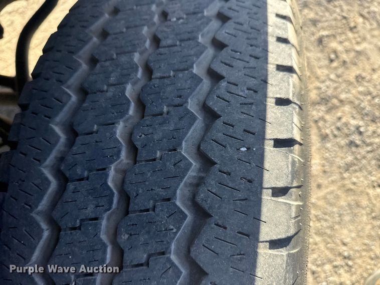 image for item DJ7983 2023 Ford F250 Super Duty Crew Cab pickup truck