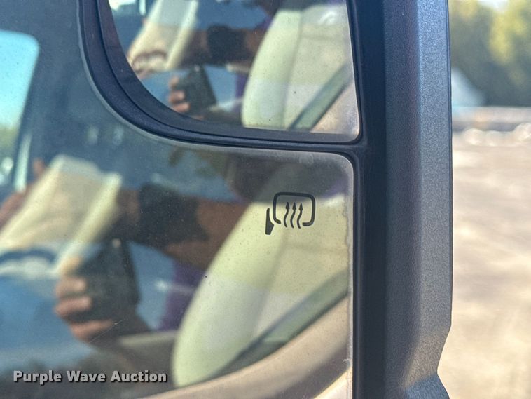 image for item DJ7984 2019 Ford F150 SuperCrew pickup truck