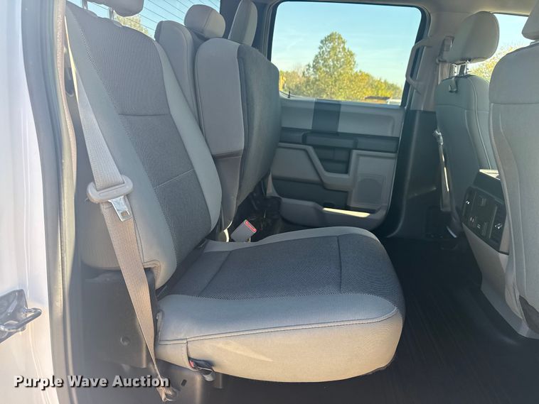 image for item DJ7984 2019 Ford F150 SuperCrew pickup truck