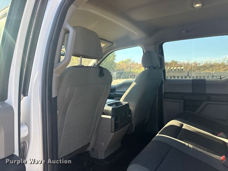 image for item DJ7984 2019 Ford F150 SuperCrew pickup truck