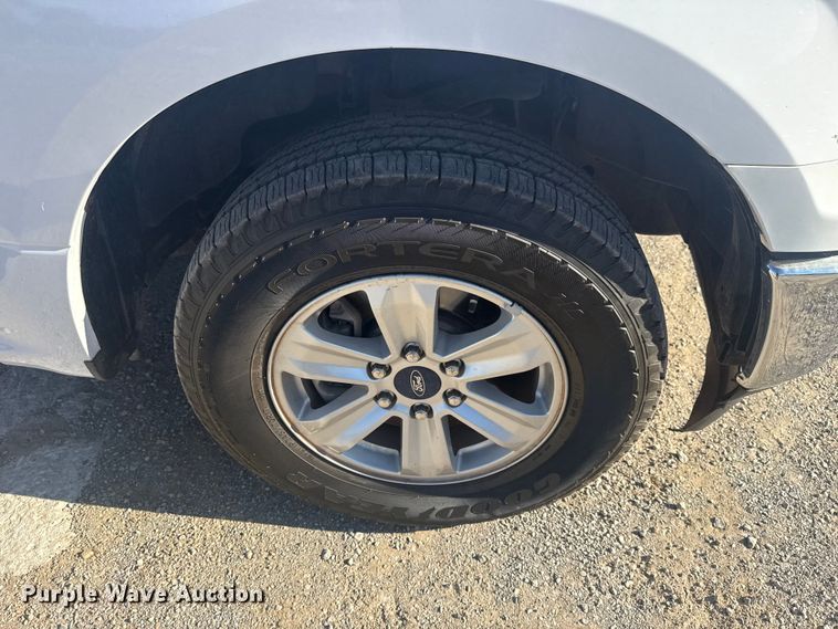 image for item DJ7984 2019 Ford F150 SuperCrew pickup truck