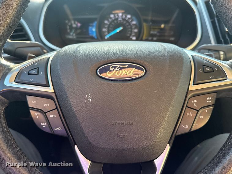 image for item DJ7985 2018 Ford Edge SUV