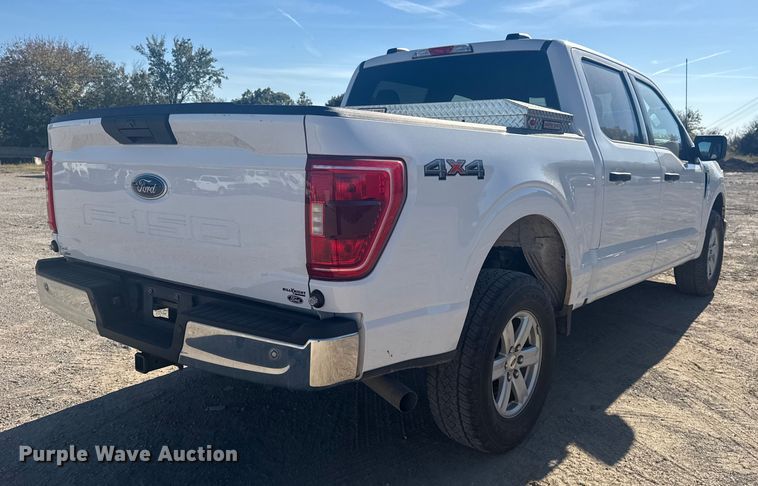 image for item DJ7986 2022 Ford F150 SuperCrew pickup truck