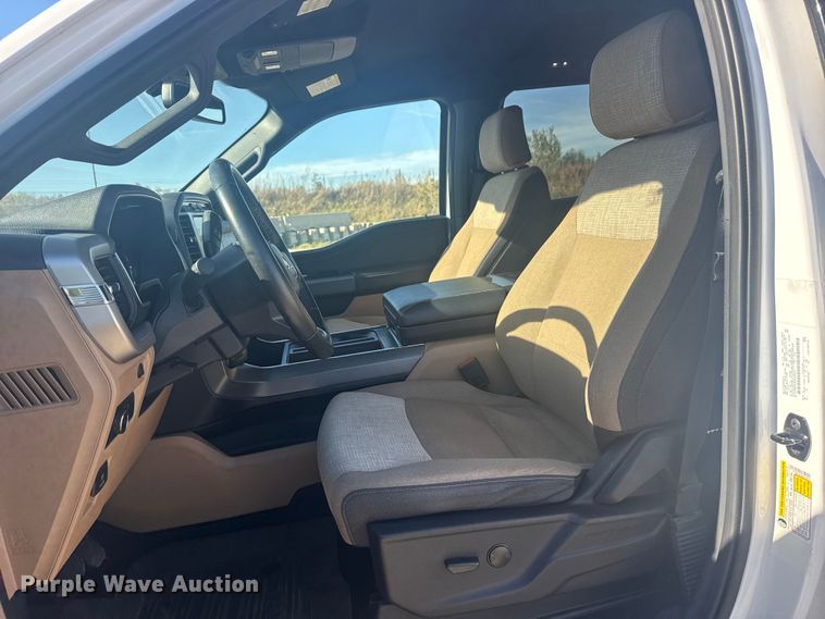 image for item DJ7986 2022 Ford F150 SuperCrew pickup truck