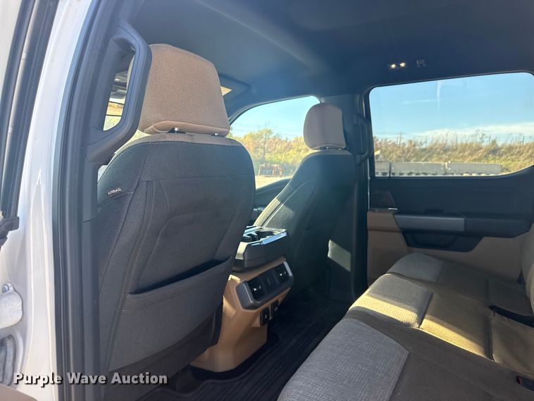 image for item DJ7986 2022 Ford F150 SuperCrew pickup truck