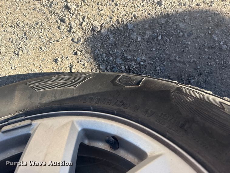 image for item DJ7986 2022 Ford F150 SuperCrew pickup truck