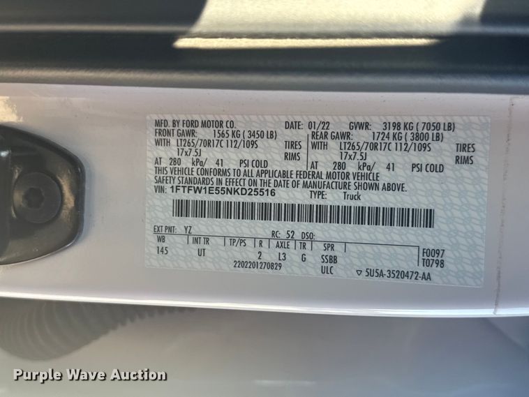 image for item DJ7986 2022 Ford F150 SuperCrew pickup truck