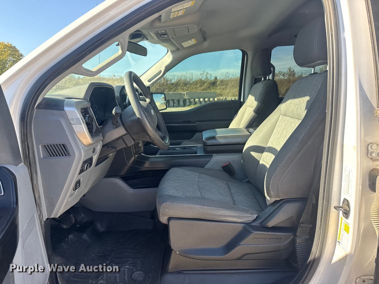 image for item DJ7987 2021 Ford F150 SuperCrew pickup truck