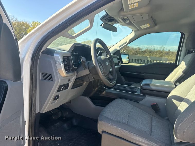 image for item DJ7987 2021 Ford F150 SuperCrew pickup truck