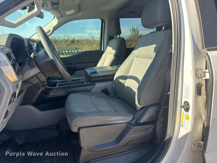 image for item DJ7987 2021 Ford F150 SuperCrew pickup truck