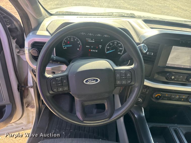 image for item DJ7987 2021 Ford F150 SuperCrew pickup truck