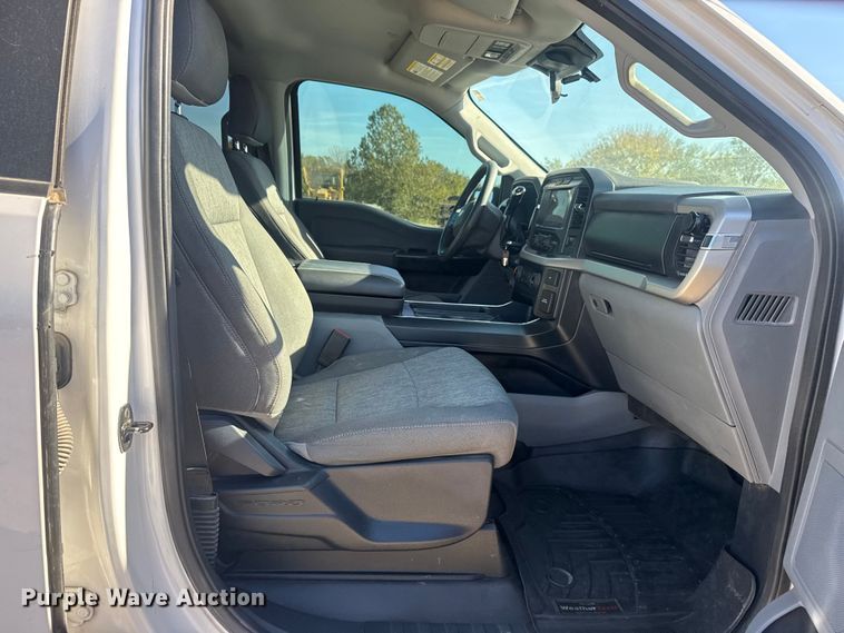 image for item DJ7987 2021 Ford F150 SuperCrew pickup truck