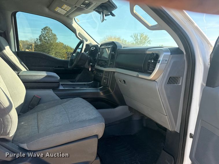 image for item DJ7987 2021 Ford F150 SuperCrew pickup truck