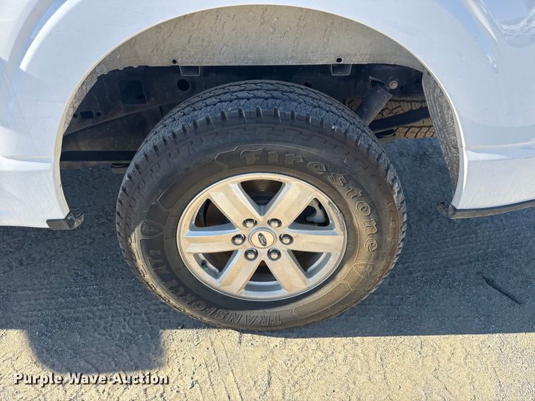 image for item DJ7987 2021 Ford F150 SuperCrew pickup truck