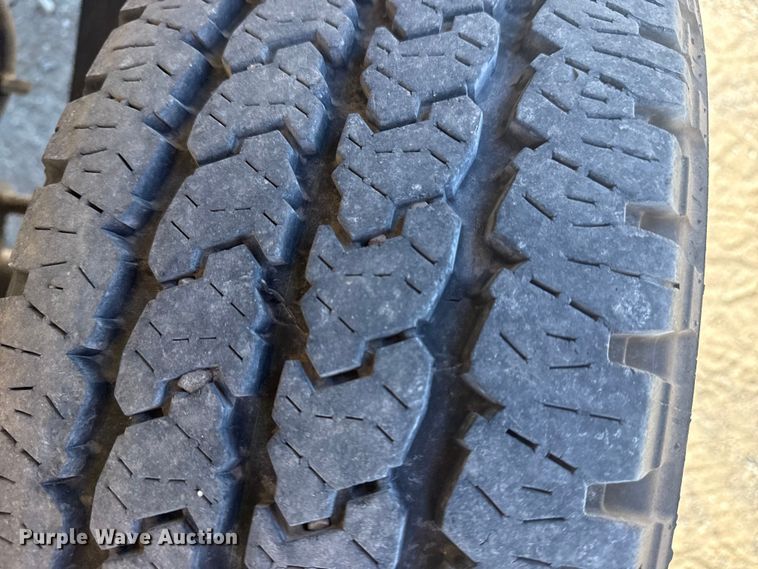 image for item DJ7987 2021 Ford F150 SuperCrew pickup truck