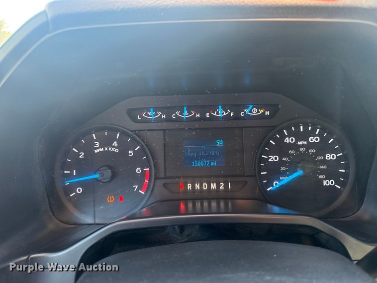 image for item DJ7988 2017 Ford F-250 SuperCab pickup truck