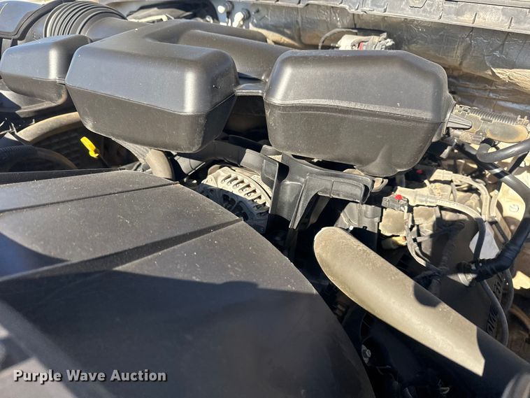 image for item DJ7988 2017 Ford F-250 SuperCab pickup truck