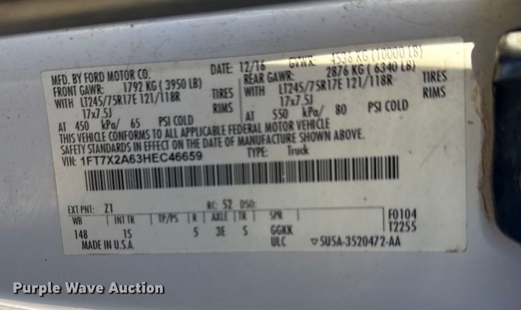 image for item DJ7988 2017 Ford F-250 SuperCab pickup truck