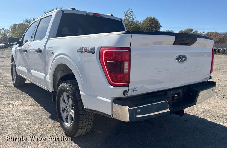 image for item DJ7989 2021 Ford F-150 SuperCrew pickup truck