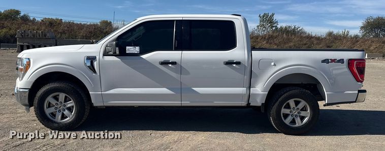 image for item DJ7989 2021 Ford F-150 SuperCrew pickup truck