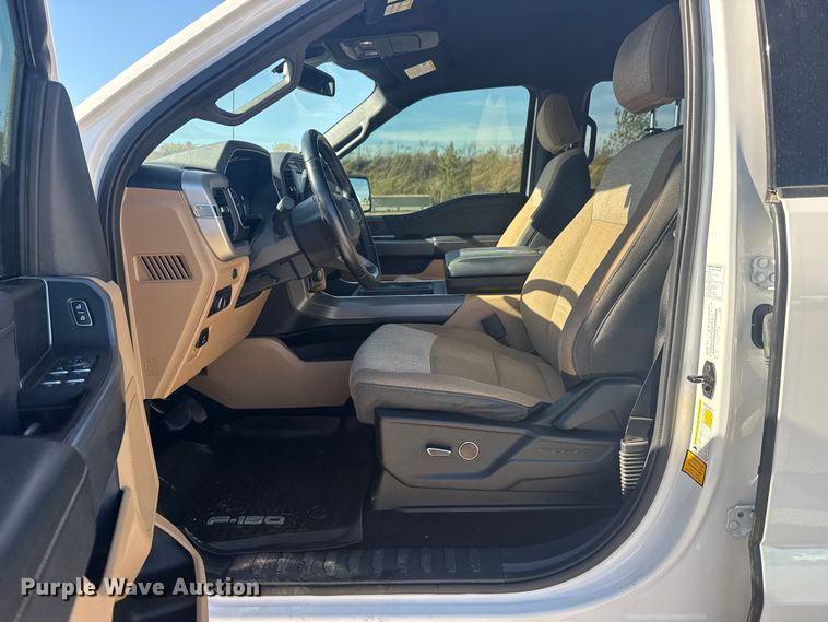 image for item DJ7989 2021 Ford F-150 SuperCrew pickup truck