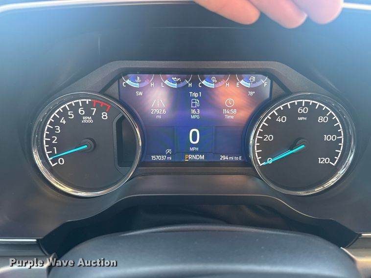 image for item DJ7989 2021 Ford F-150 SuperCrew pickup truck