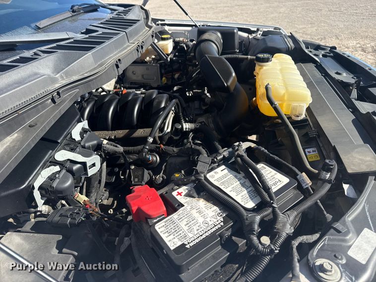 image for item DJ7989 2021 Ford F-150 SuperCrew pickup truck